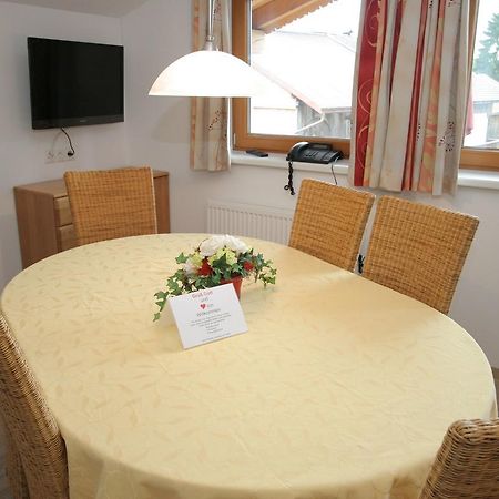 Charming Apartment In Uderns With Balcony 외부 사진