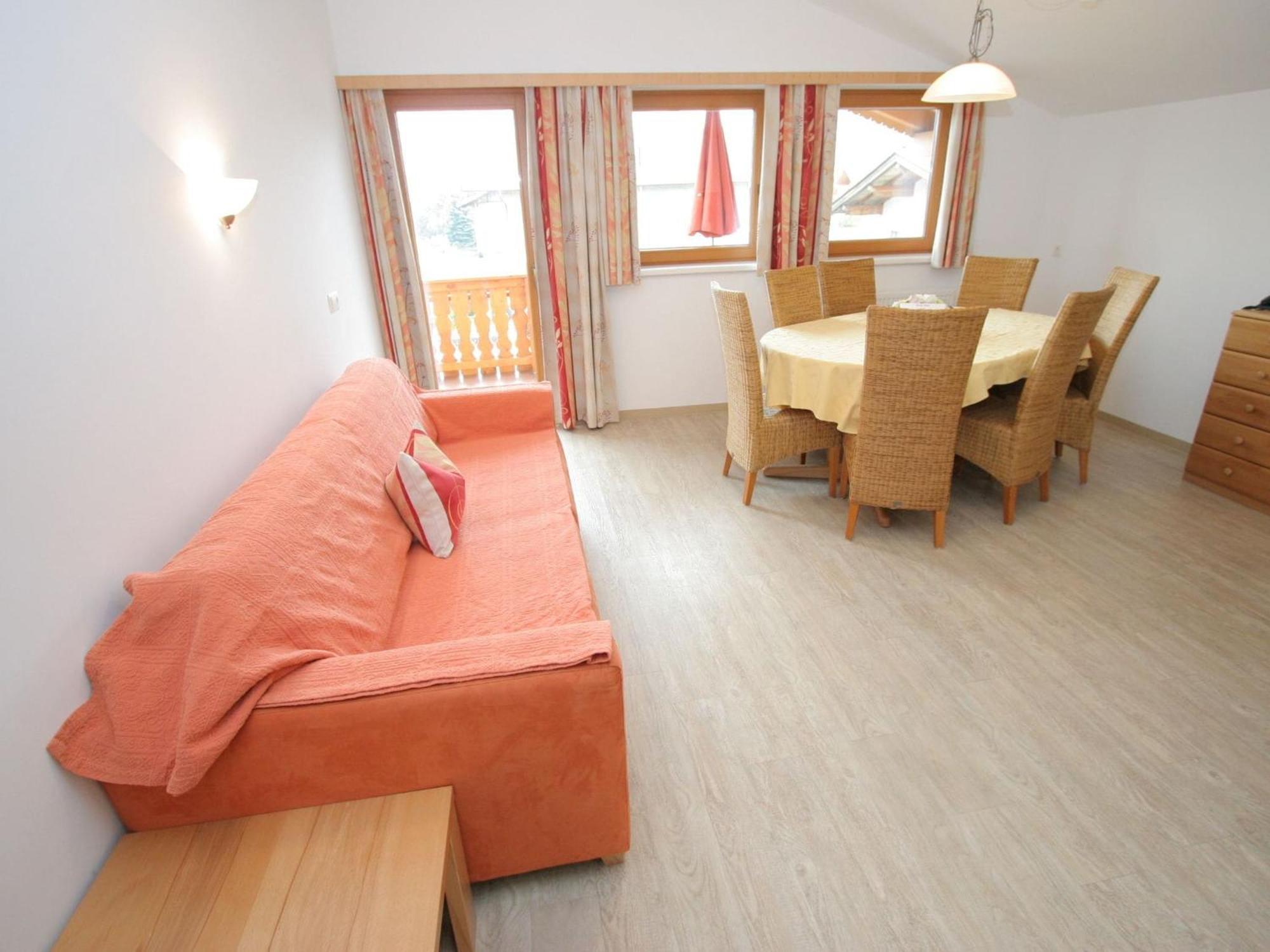 Charming Apartment In Uderns With Balcony 외부 사진